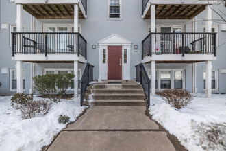 Foxcroft Colony in Fairfax, VA - Building Photo - Building Photo