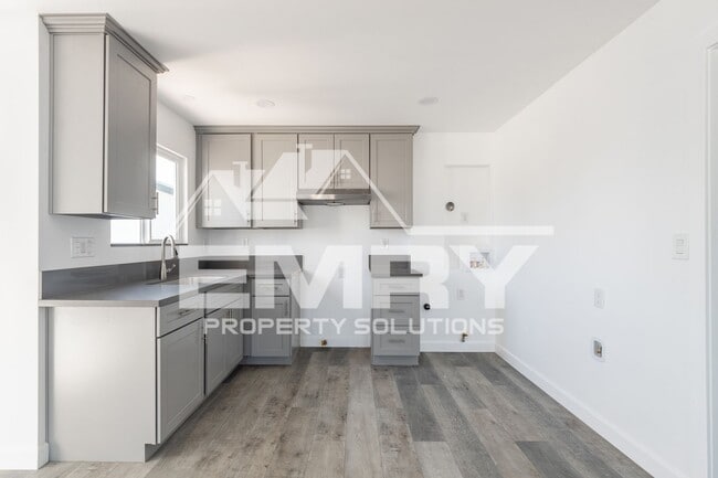 5228 Repetto Ave in East Los Angeles, CA - Building Photo - Building Photo