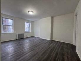 329 Bainbridge St. in Brooklyn, NY - Building Photo