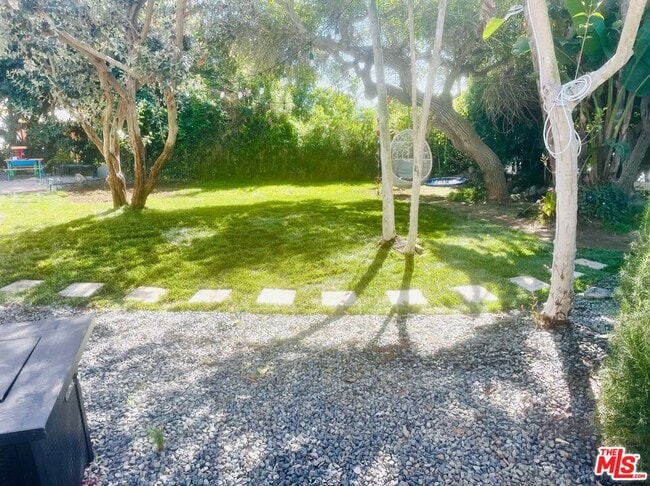 555 Agate St in Laguna Beach, CA - Building Photo - Building Photo