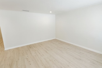 1003 W Martin Luther King Jr Blvd, Unit A in Austin, TX - Building Photo - Building Photo