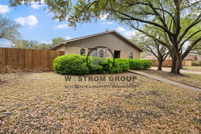 3817 Yosemite Dr in Plano, TX - Building Photo - Building Photo