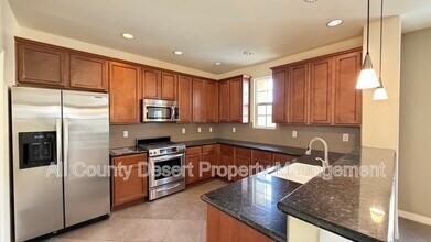 52275 Desert Spoon Ct in La Quinta, CA - Foto de edificio - Building Photo