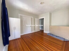 49 Conwell Ave, Unit 2 in Somerville, MA - Building Photo - Building Photo