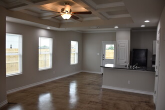 Ridgeview Heights in San Antonio, TX - Building Photo - Building Photo