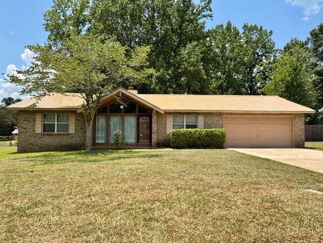 property at 315 Chapelwood Dr
