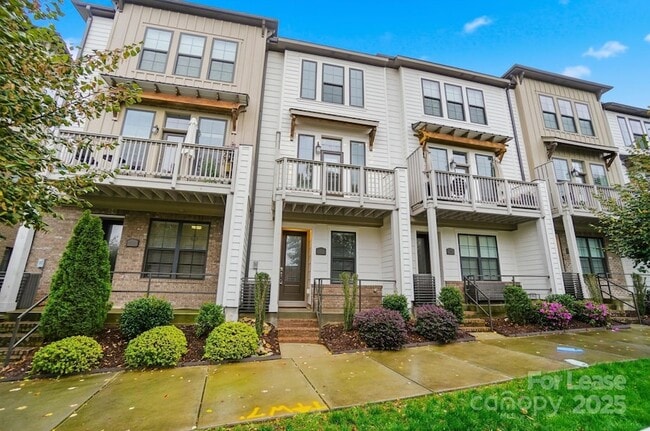 1312 Nandina St in Charlotte, NC - Building Photo - Building Photo