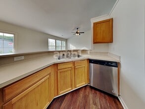 218 Bellport Dr in Greenville, SC - Building Photo - Building Photo