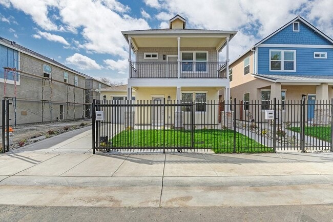 2603 Beaumont St in Sacramento, CA - Building Photo - Building Photo