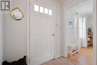 16 Sandridge Rd in Ottawa, ON - Building Photo - Building Photo