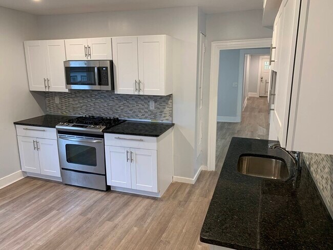 2207 Dorchester Ave, Unit 1 in Boston, MA - Building Photo - Building Photo