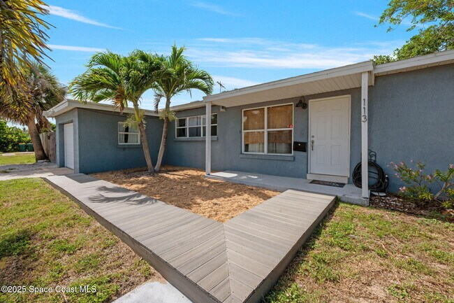 property at 113 SE 2nd St