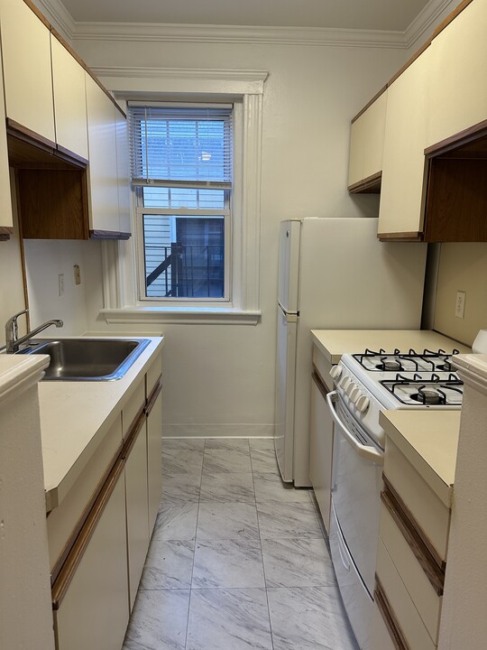 15 Wendell St, Unit T in Cambridge, MA - Building Photo