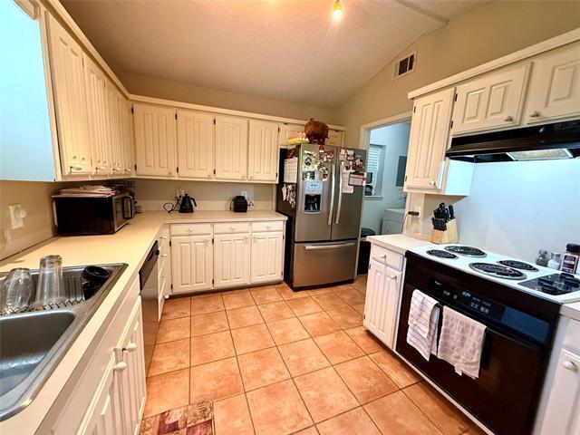 4220 John Ct in Flower Mound, TX - Building Photo - Building Photo