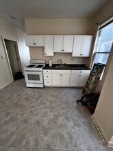 354 Orange St, Unit 2 in Albany, NY - Building Photo - Building Photo