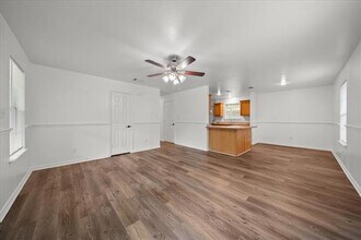 404 W Day St in Denison, TX - Building Photo - Building Photo
