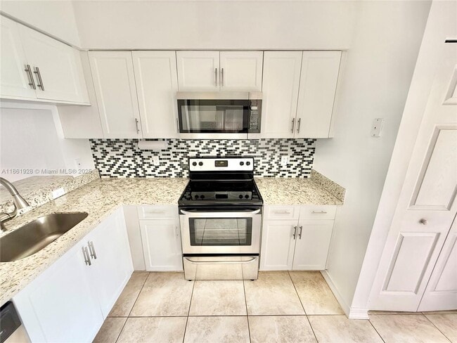 property at 70 Whitehead Cir