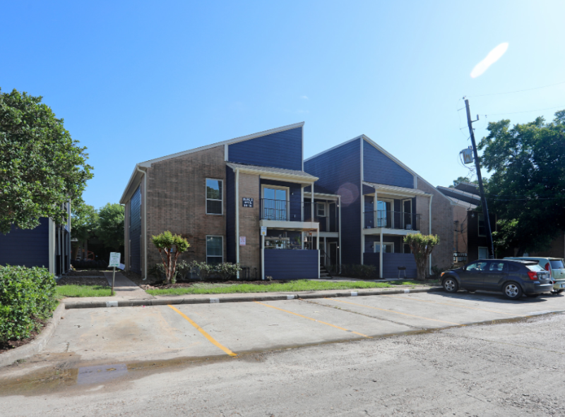 15016 FM 2100 in Crosby, TX - Building Photo