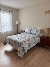 3710 Huntington Rd in West Sacramento, CA - Building Photo - Building Photo