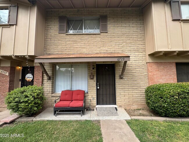 6729 N 44th Ave in Glendale, AZ - Building Photo - Building Photo