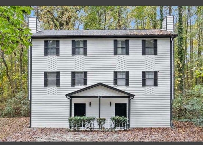 property at 338 Bradley Woods Ct NW