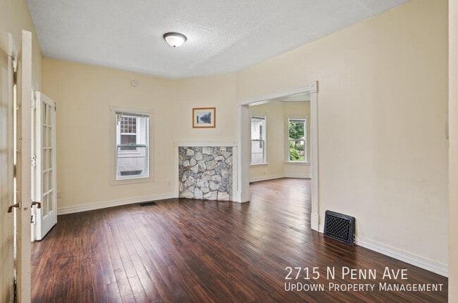 2715 N Penn Ave in Minneapolis, MN - Building Photo - Building Photo