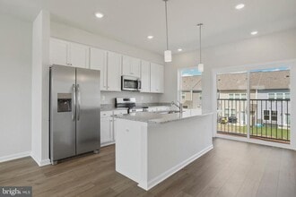 131 Kinkade Ct in Martinsburg, WV - Building Photo - Building Photo