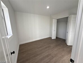 4523 Palm Beach Blvd in Ft. Myers, FL - Building Photo - Building Photo