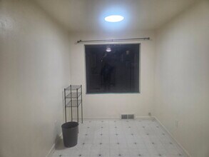 3543 NE 93rd St in Seattle, WA - Building Photo - Building Photo