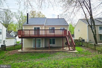 6329 Morning Time Ln in Columbia, MD - Foto de edificio - Building Photo