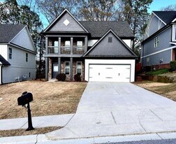 4816 Clarkstone Cir in Flowery Branch, GA - Building Photo