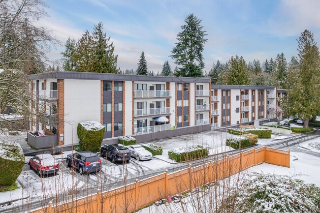 Gatensbury Apartments in Coquitlam, BC - Building Photo - Building Photo