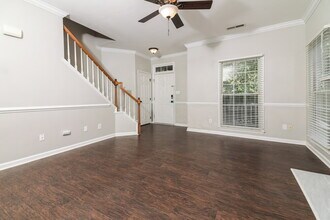7705 Hollyheight Ln in Raleigh, NC - Building Photo - Building Photo