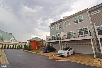 7970 Potter Pl in Elkridge, MD - Building Photo - Building Photo