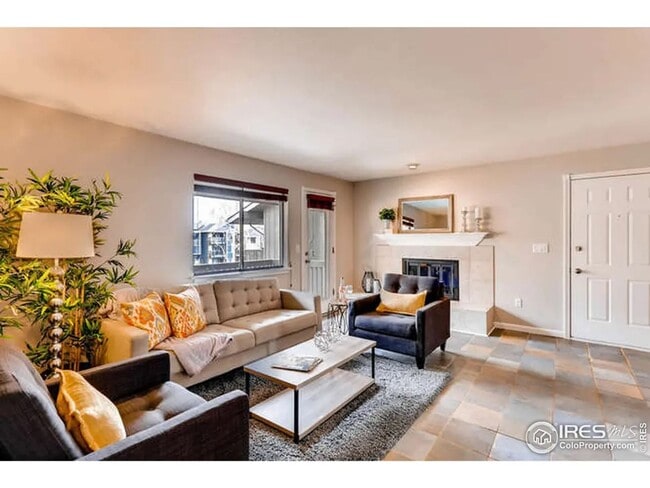 property at 2800 Kalmia Ave