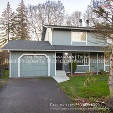 820 196th St E in Spanaway, WA - Building Photo - Building Photo