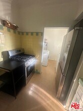 1607 Stearns Dr in Los Angeles, CA - Building Photo - Building Photo