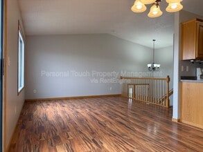 1143 39th Ave S in Moorhead, MN - Building Photo - Building Photo