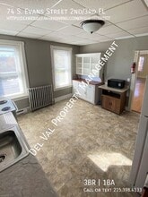 74 S Evans St in Pottstown, PA - Building Photo - Building Photo