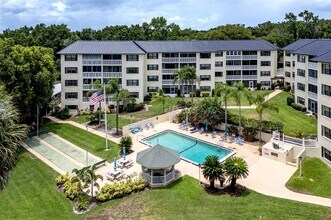 101 N Grandview St in Mount Dora, FL - Building Photo - Building Photo