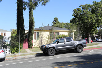 2801-2809 Kansas Ave in Santa Monica, CA - Building Photo - Building Photo