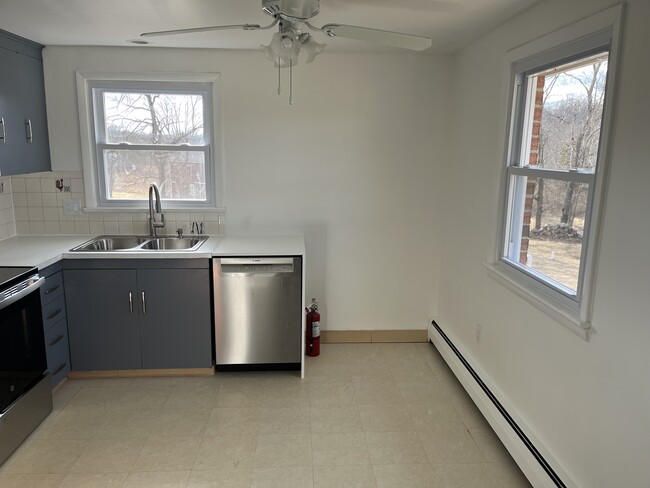 301 Mt Hermon Rd in Blairstown, NJ - Building Photo - Building Photo