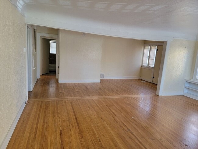 2005 Silver Ave SE in Albuquerque, NM - Building Photo - Building Photo