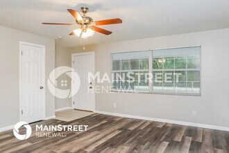 6576 4th Ln in Vero Beach, FL - Building Photo - Building Photo