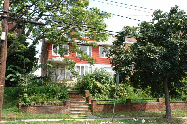 149 W Jersey St in Elizabeth, NJ - Foto de edificio - Building Photo