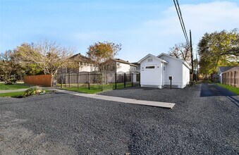 520 W 15th St in Houston, TX - Building Photo - Building Photo