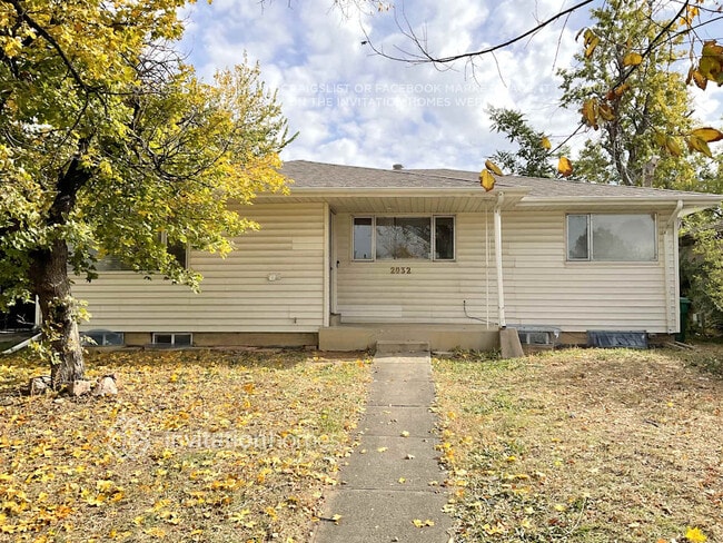 property at 2032 Ironton St