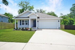 7748 Alydar Lp in Pensacola, FL - Building Photo
