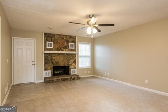 1824 Merry Oak Rd SW in Marietta, GA - Building Photo - Building Photo