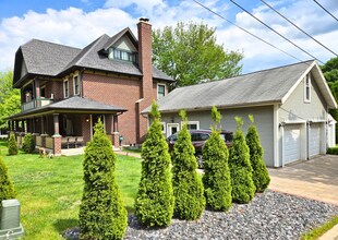 203 S Columbia St in Naperville, IL - Building Photo - Building Photo